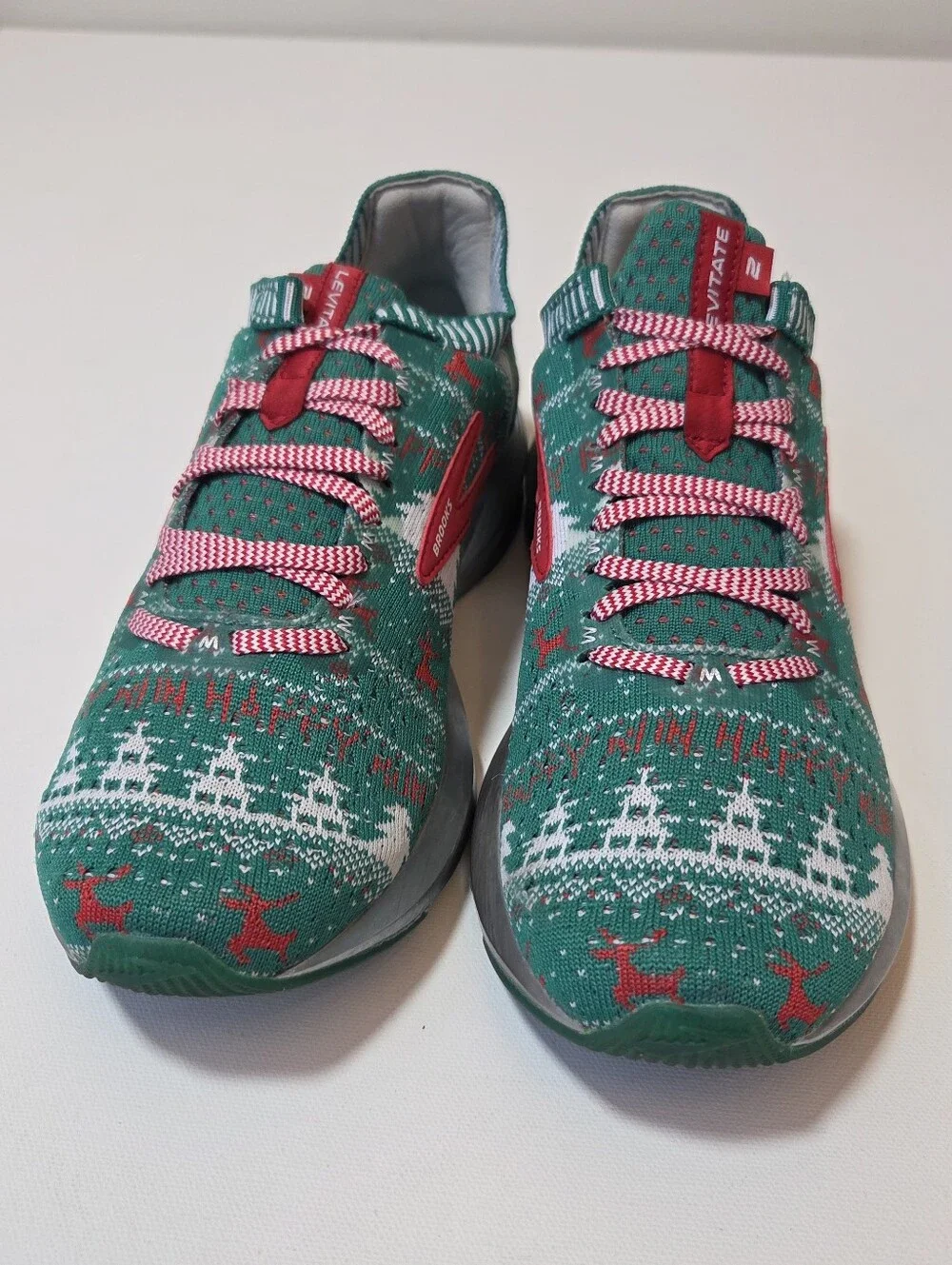 Brooks Levitate 2 Mens 8 Ugly Christmas Sweater Run Merry Holiday Shoes